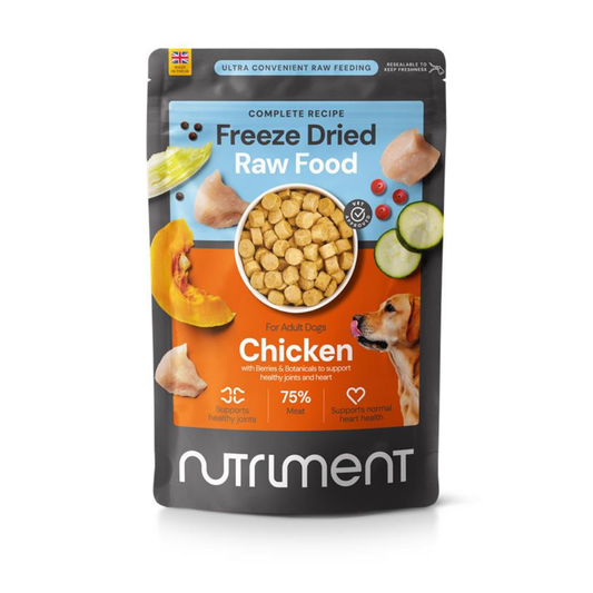 Freeze Dried Food - Chicken 225g for adult dogs, featuring ingredients and health benefits.